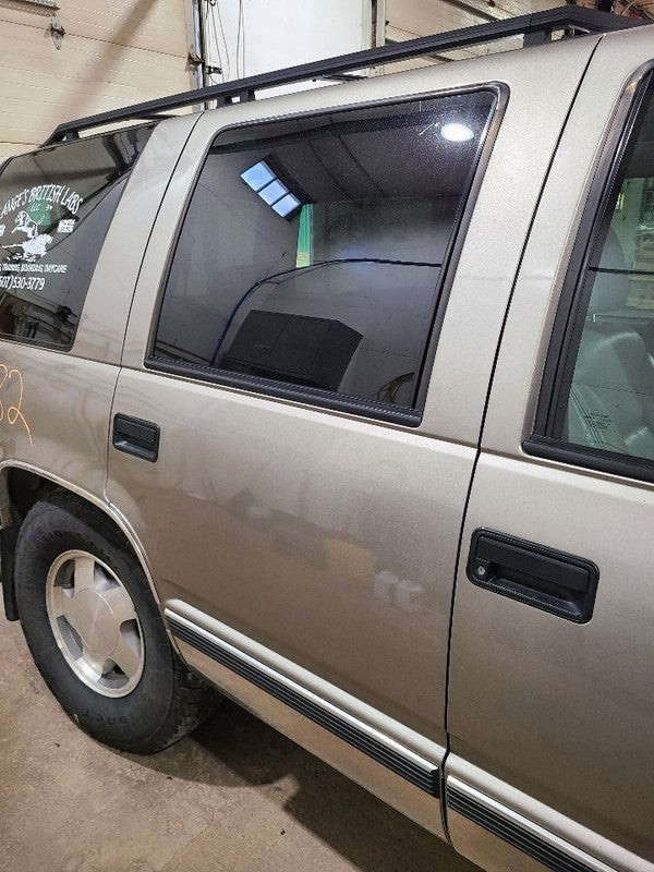 Passenger Rear Side Door Classic Style Electric Fits 95-00 TAHOE 66431