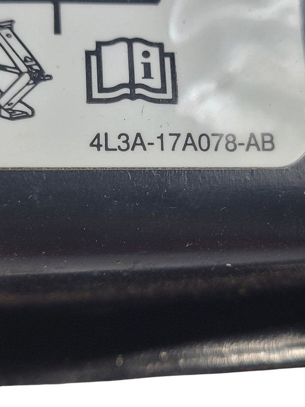 F150      2005 Jack 666973