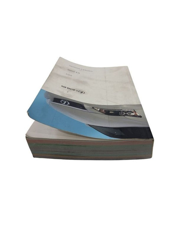CT200H    2013 Owners Manual 621367