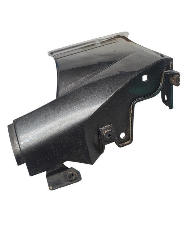 LX470     2002 Fender Moulding 662689
