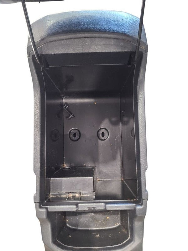 Console Front Floor SR5 Base Without Rear Audio Fits 06-08 4 RUNNER 68