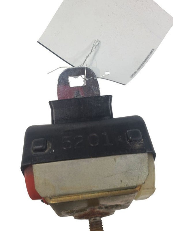 DELTA 88  1972 Seat Belt Rear 642216