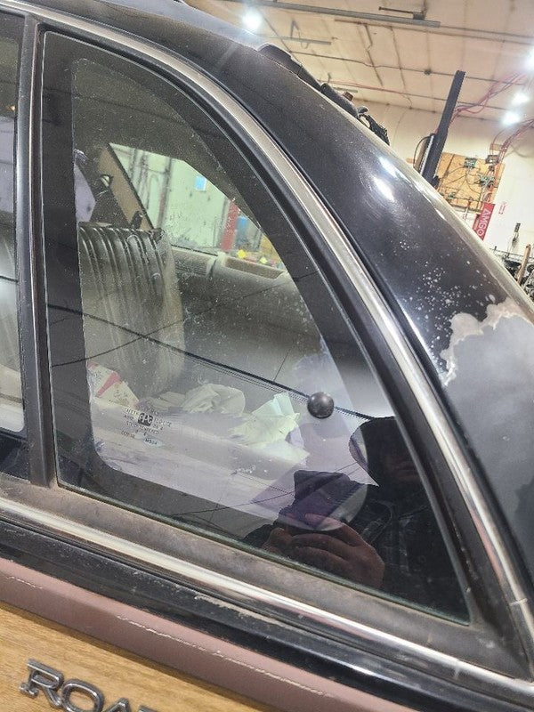 Driver Left Quarter Glass Station Wgn Vent Fits 91-96 CAPRICE 658413