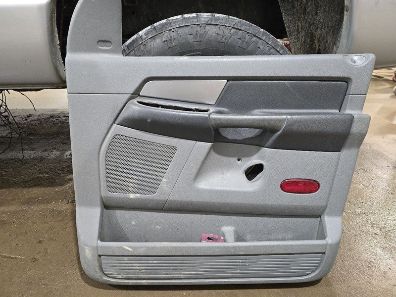 RAM2500   2007 Front Door Trim Panel 625262