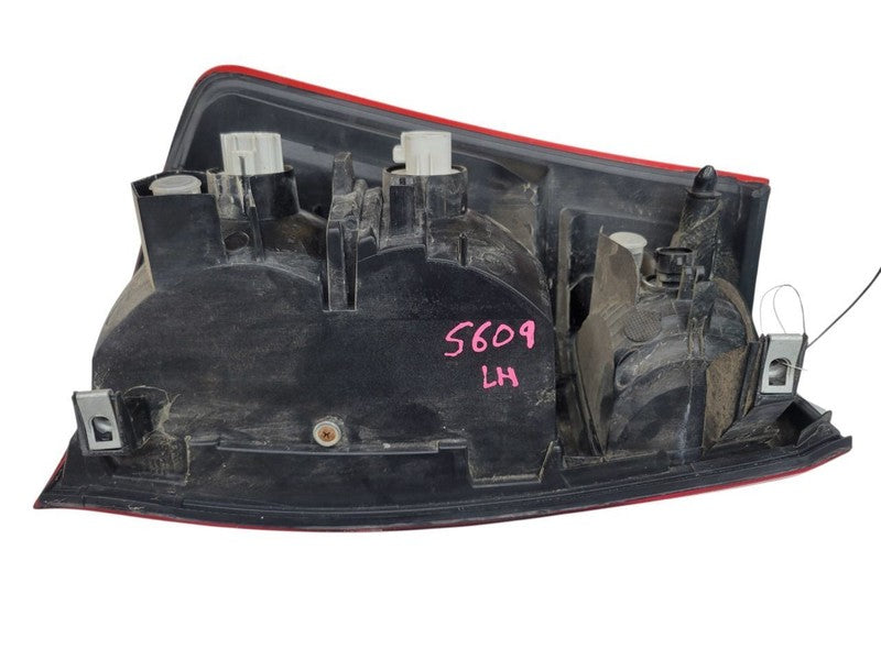 Driver Tail Light Without Bezel Trim Clear Lens Fits 16-17 TACOMA 6723