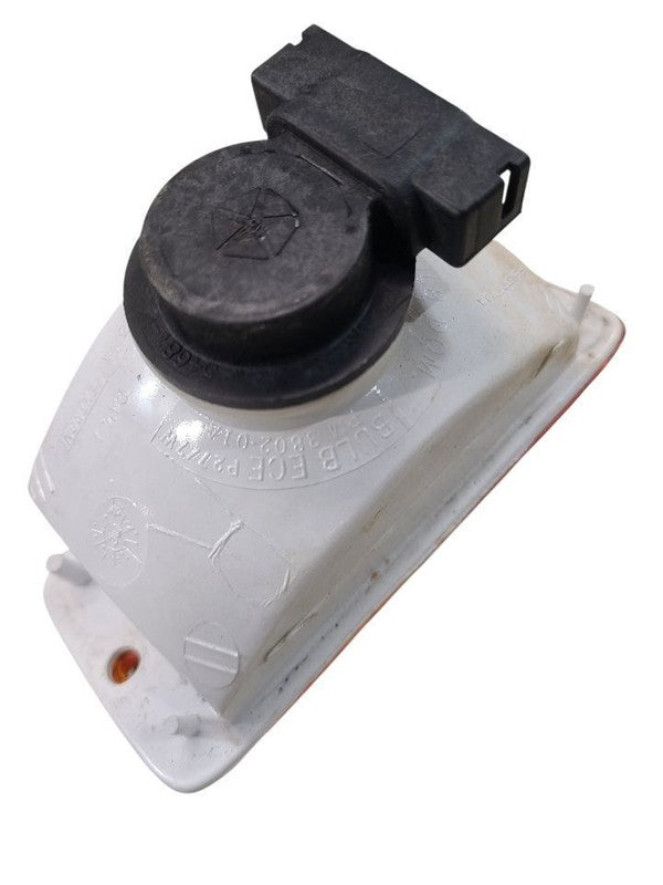 Passenger Corner/Park Light Park Lamp-turn Signal Fits 01-06 WRANGLER 