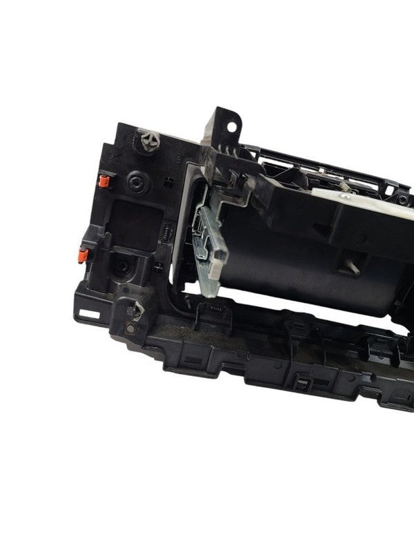 RAM3500   2021 Glove Box 618502