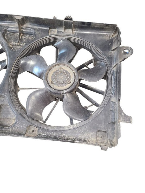 Radiator Fan Motor Fan Assembly Fits 19-26 SILVERADO 1500 PICKUP 67108