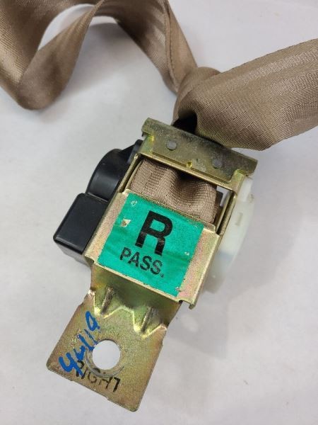 ROADMASTR 1994 Seat Belt Front 563738