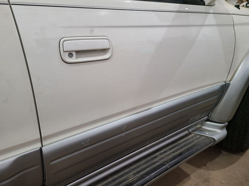 Passenger Front Door Limited Body Side Moulding Fits 96-02 4 RUNNER 66
