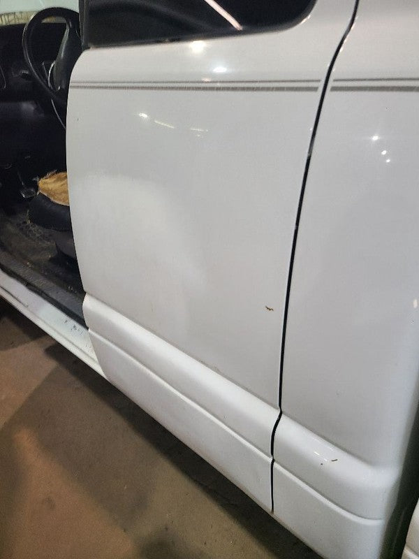 Driver Left Rear Side Door Fits 98-02 DODGE 2500 PICKUP 667040
