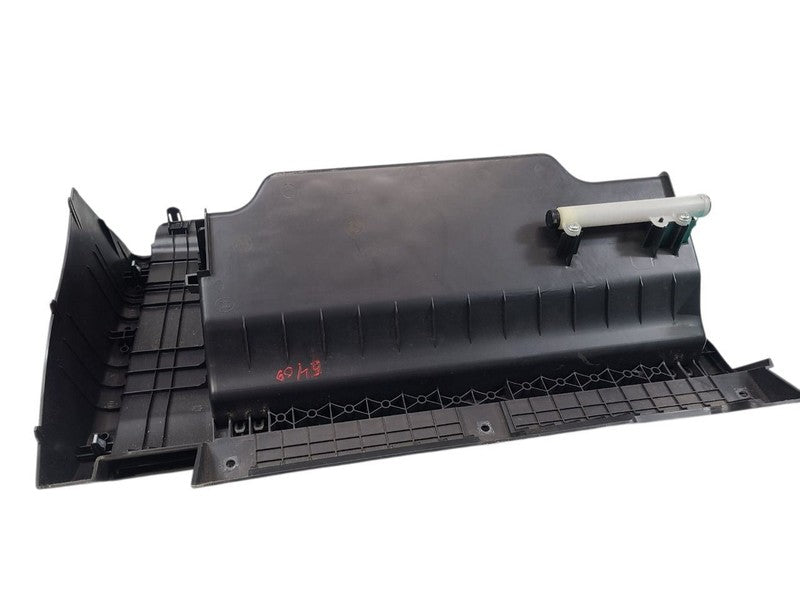 QX80      2016 Glove Box 659675