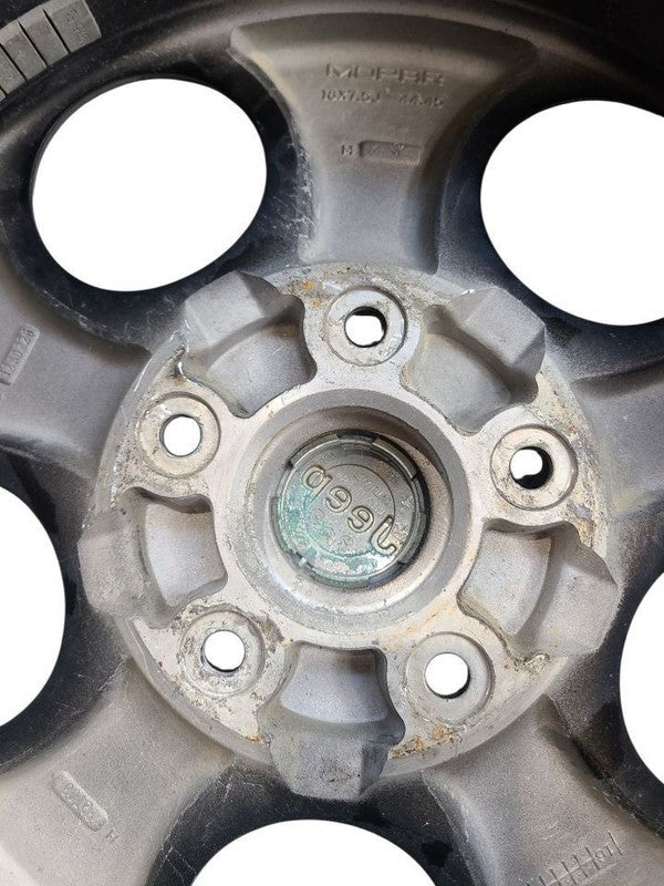 Wheel 18x7-1/2 5 Hole Silver Fits 13-15 WRANGLER 680695