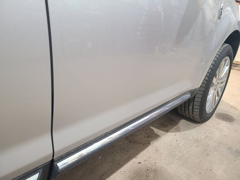 Passenger Right Front Door Fits 11-15 MKX 666980