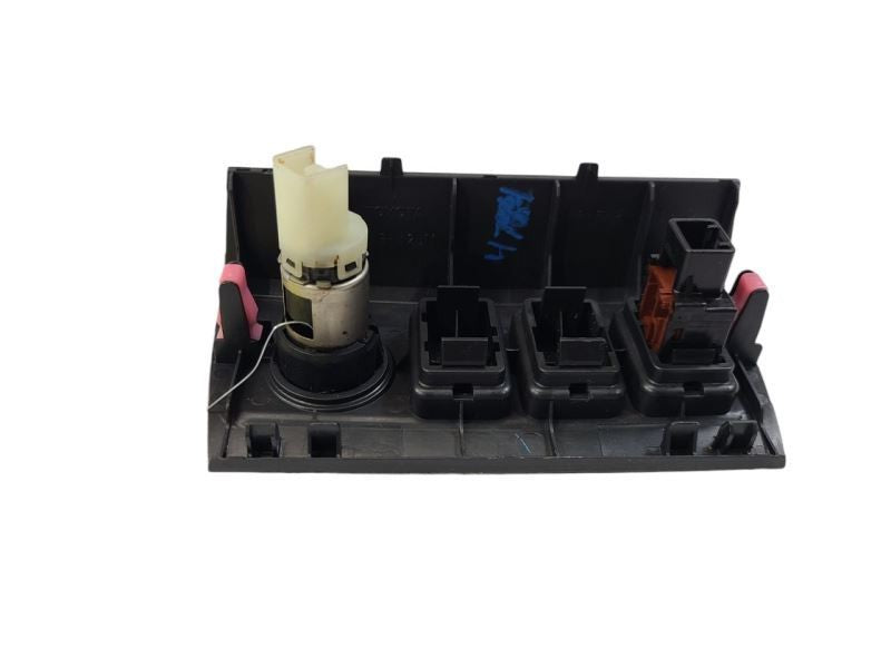 RAV 4     2009 Dash/Interior/Seat Switch 601725