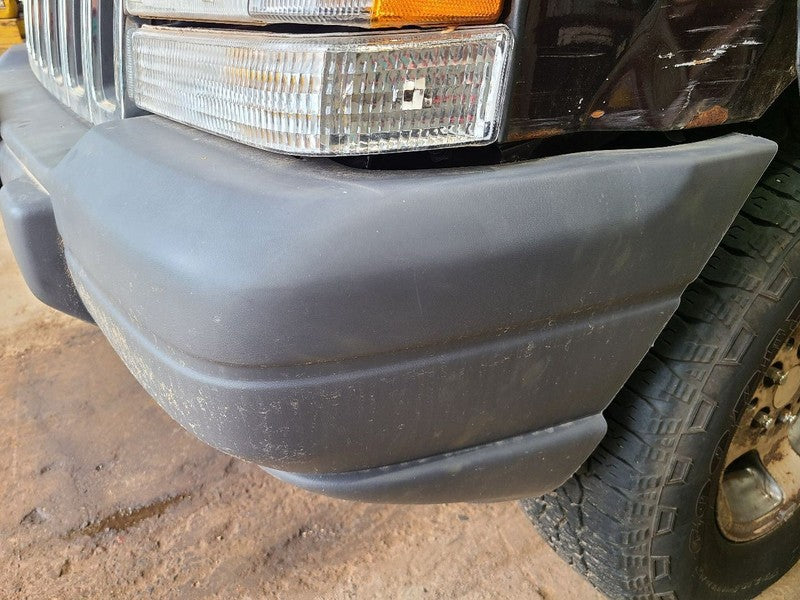 Front Bumper Laredo Fits 96-98 GRAND CHEROKEE 672498