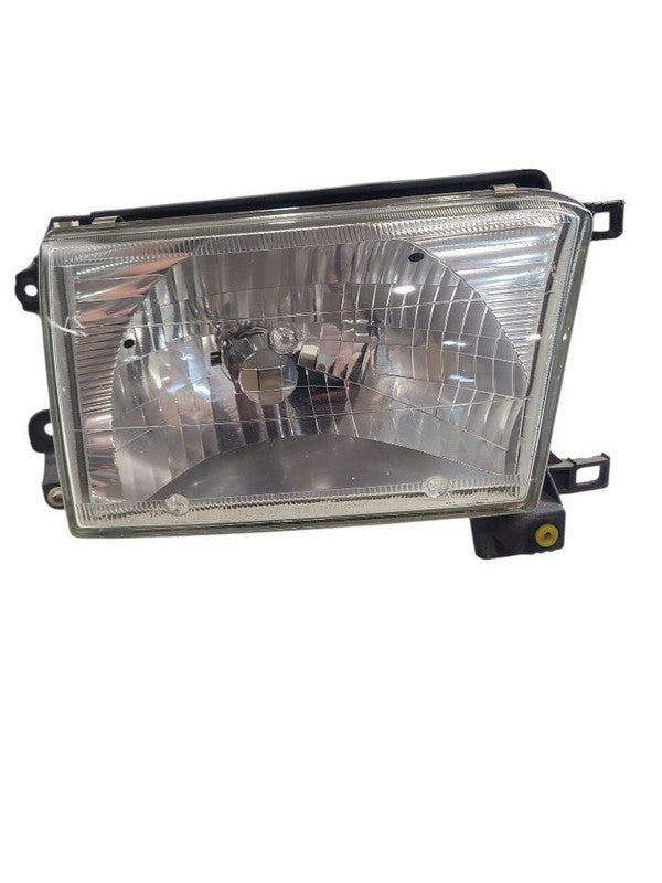 Passenger Right Headlight Fits 99-02 4 RUNNER 667867