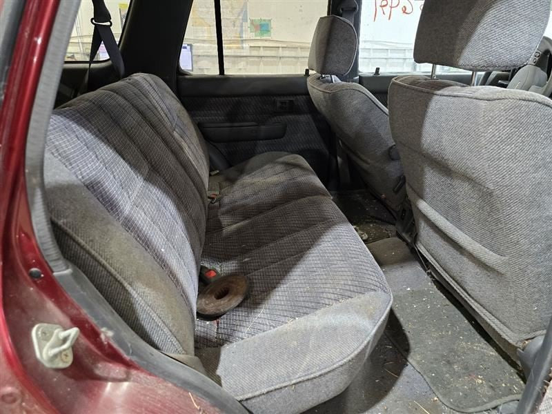 FRONT 4 RUNNER  1991 Driver's Side Retractor Seat Belt Front 582017
