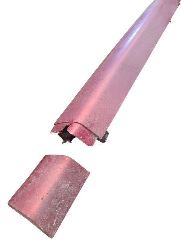 TOWN COUN 2013 Rocker Panel Moulding 667600