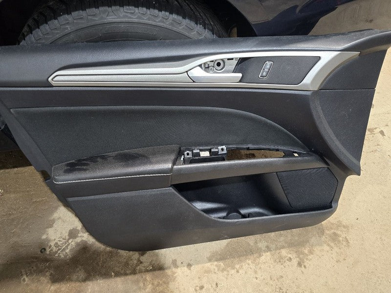 FUSION    2020 Front Door Trim Panel 633113