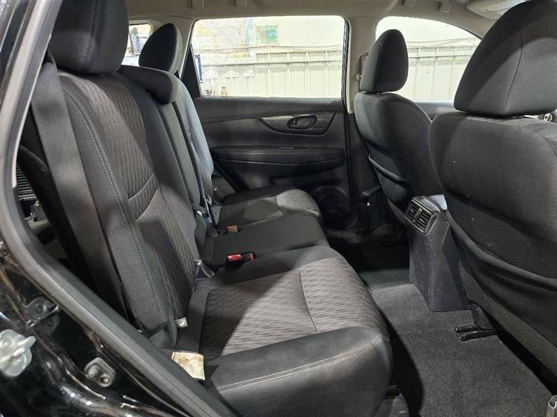 Passenger Right Front Door Electric Fits 14-20 ROGUE 621707
