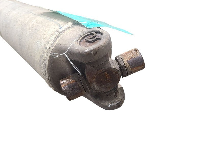 Rear Drive Shaft 4WD Regular Cab 8' Box Fits 11-16 SIERRA 2500 PICKUP 