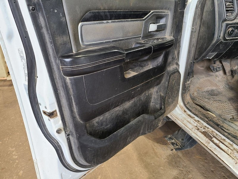 Driver Front Door Crew Cab 4 Door Fits 18-22 DODGE 2500 PICKUP 674138