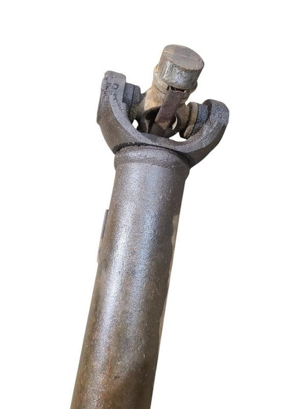 Front Drive Shaft 6.6L Fits 11-19 SIERRA 2500 PICKUP 614959