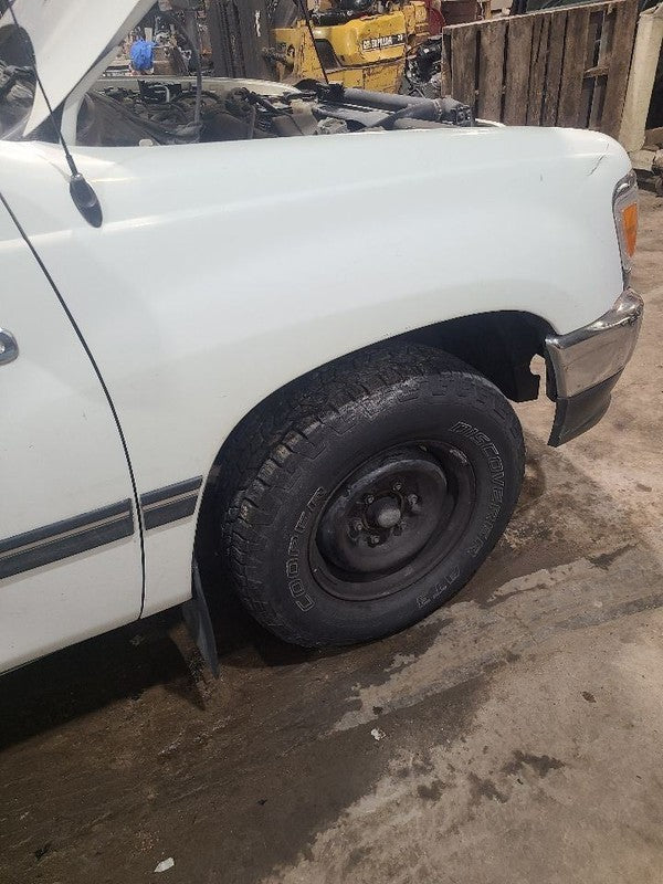 Passenger Right Fender Fits 93-98 T100 652939