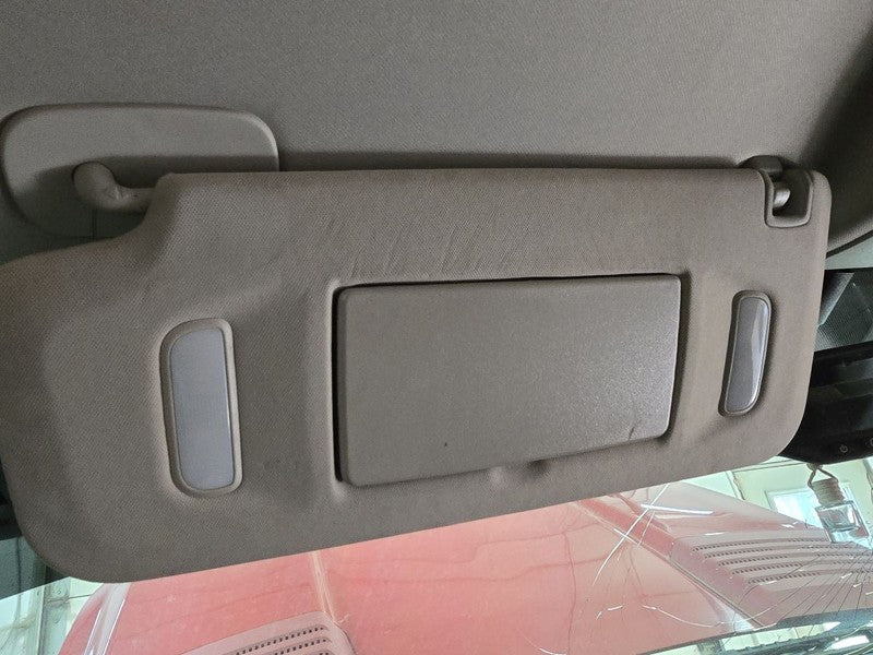 Driver Sun Visor With Illumination Fits 07-14 SIERRA 2500 PICKUP 62058