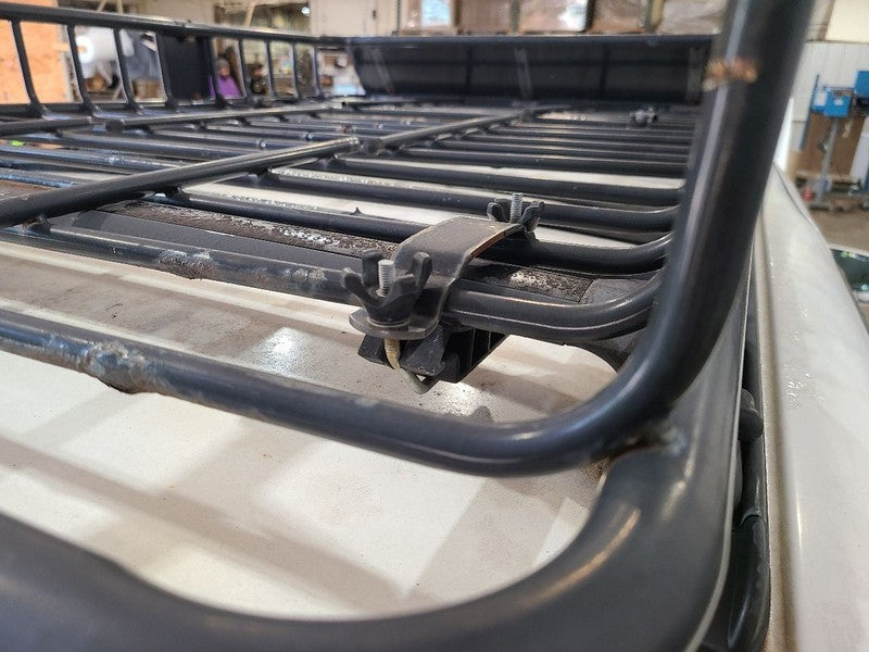 4 RUNNER  1999 Luggage Rack 675300