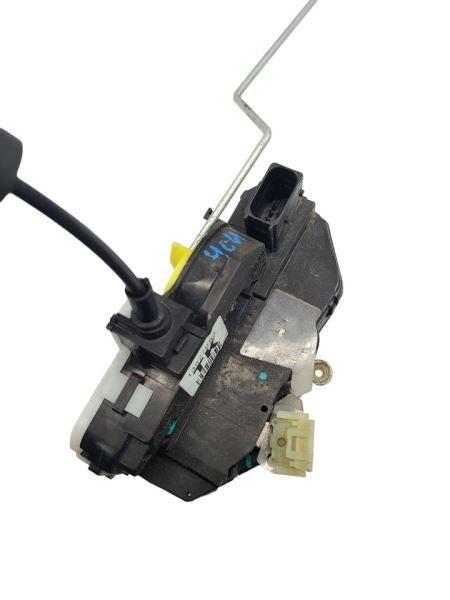 CAMARO    2011 Keys/Latches/Locks 586201