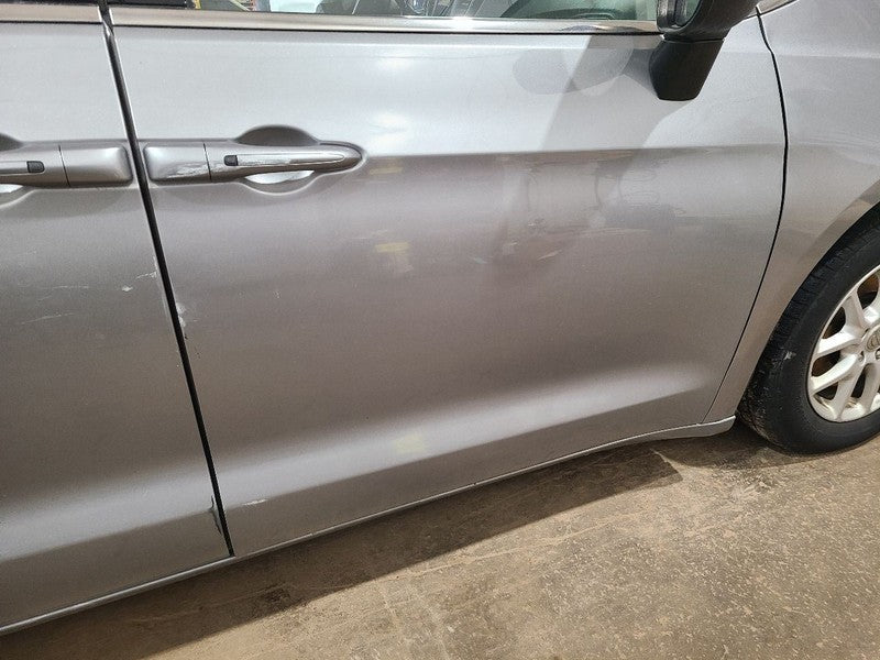 Passenger Right Front Door Tempered Glass Fits 17-25 PACIFICA 676340