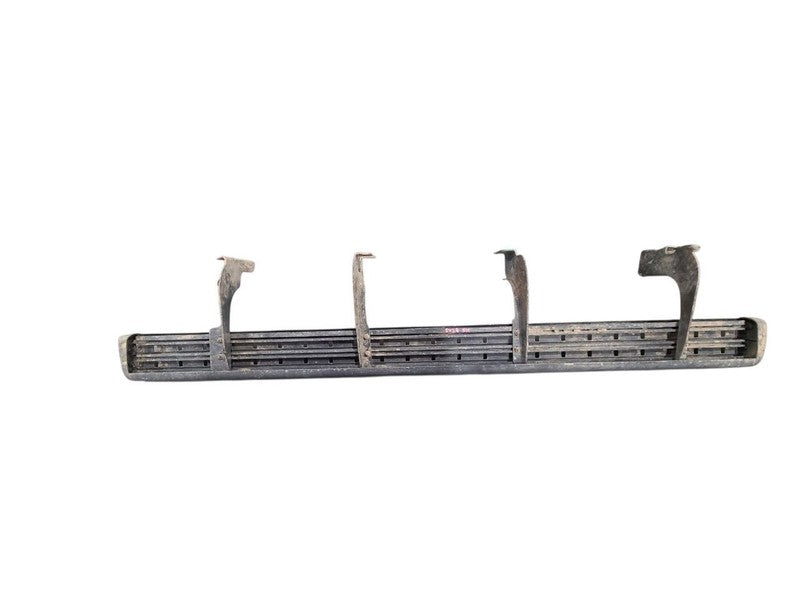 H3        2006 Running Board 679852