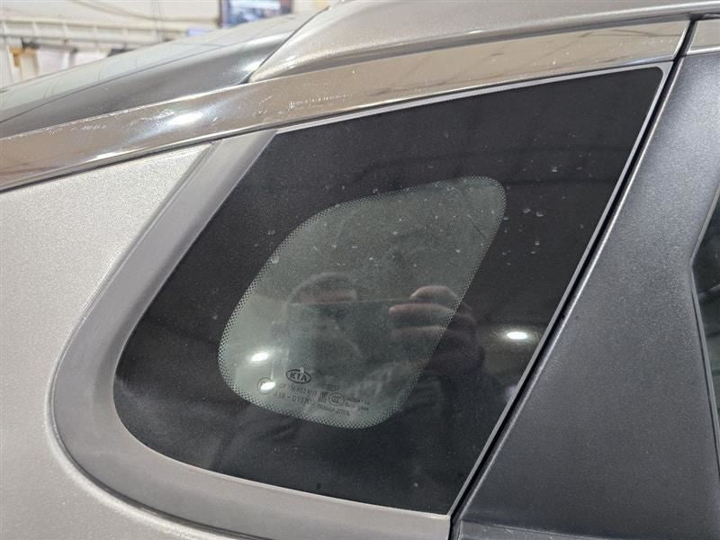 Passenger Quarter Glass US Built VIN 5 1st Digit Fits 16-20 OPTIMA 605