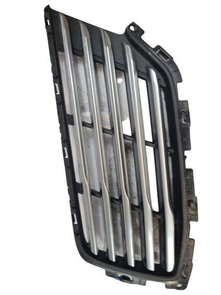 Grille Upper Chrome Right Hand Fits 15-18 MKC 583423
