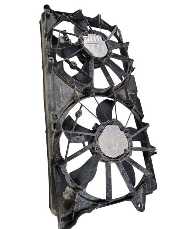 Radiator Fan Motor Fan Assembly Fits 14-21 SILVERADO 1500 PICKUP 64147
