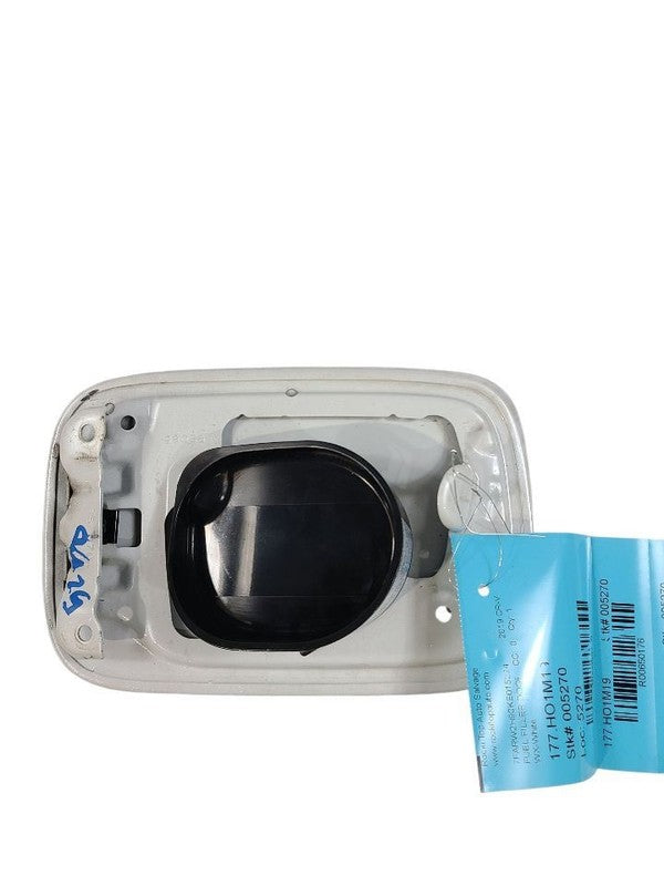 CR-V      2019 Fuel Filler Door 650176