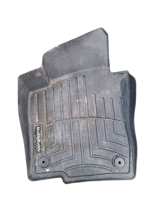 PASSAT    2022 Floor Mat 637879