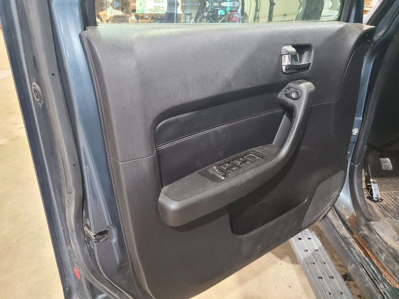 Driver Left Front Door Thru 2/25/07 Fits 06-07 HUMMER H3 679850