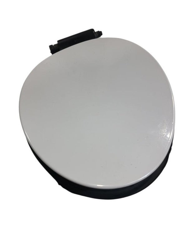 EVOQUE    2015 Fuel Filler Door 660849