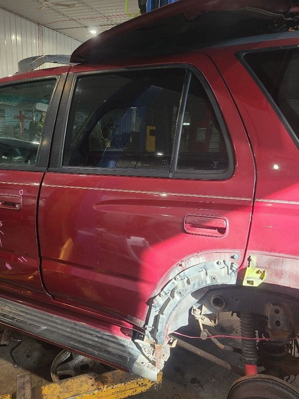 Driver Rear Side Door SR5 Privacy Tint Glass Fits 00-02 4 RUNNER 65744