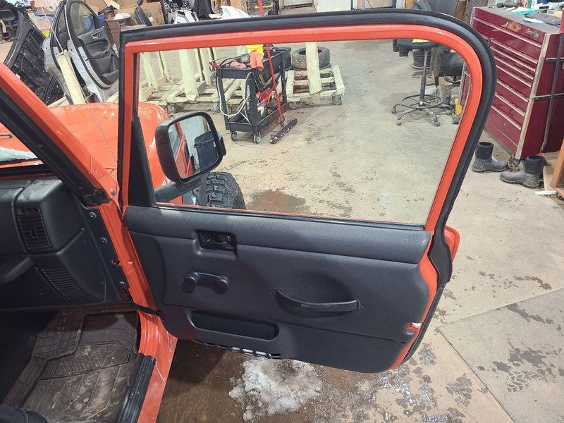 Passenger Right Front Door Full Door Fits 97-06 WRANGLER 655516