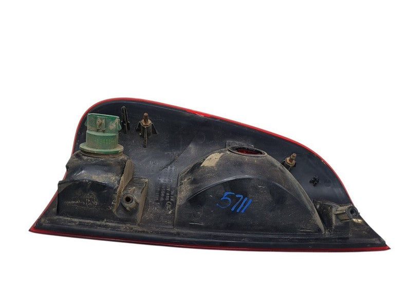 Passenger Tail Light Rectangular Fits 99-07 FORD F250SD PICKUP 678722