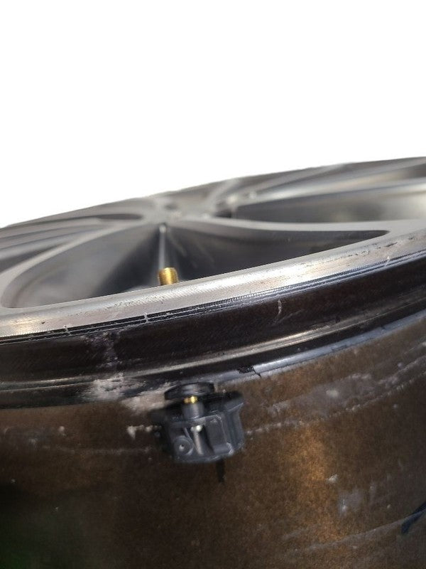 Wheel 19x8 10 Spoke Machined Face With Painted Pockets Fits 17-20 MKZ 