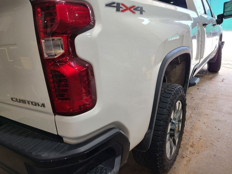 Pickup Box 6' 6" Box Fits 20-26 SILVERADO 2500 PICKUP 675371