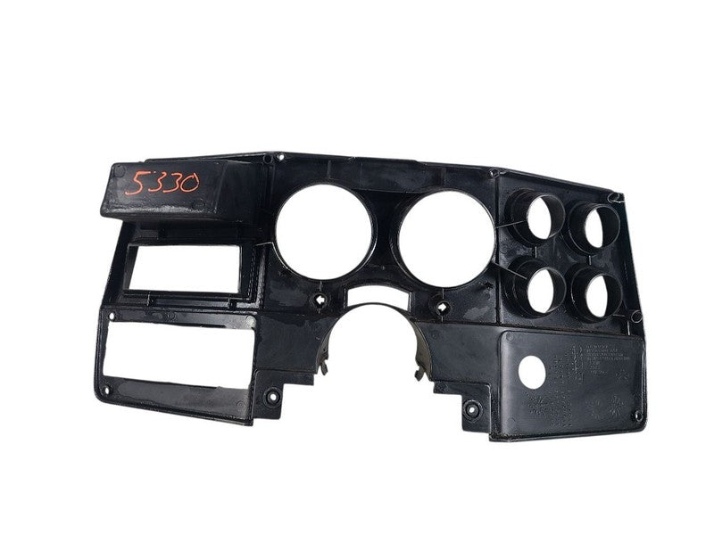 TCHEV10   1987 Dash Bezel 654064