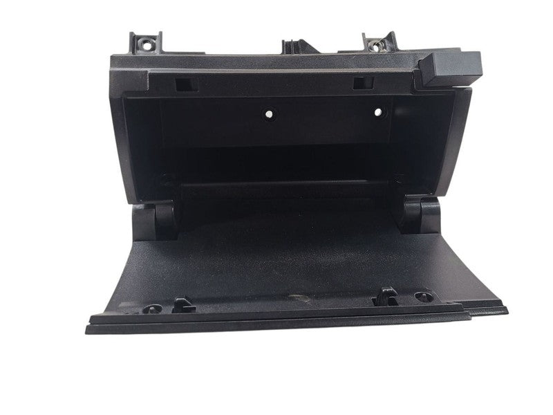 TUNDRA    2011 Glove Box 628428