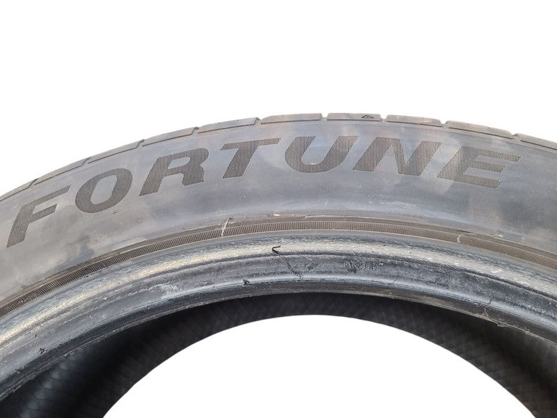 Set Of 4 Used Tires   255 40 19 Fortune Vento 8/32  671819
