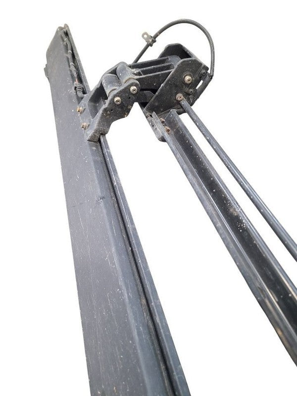 F150      2021 Running Board 680759